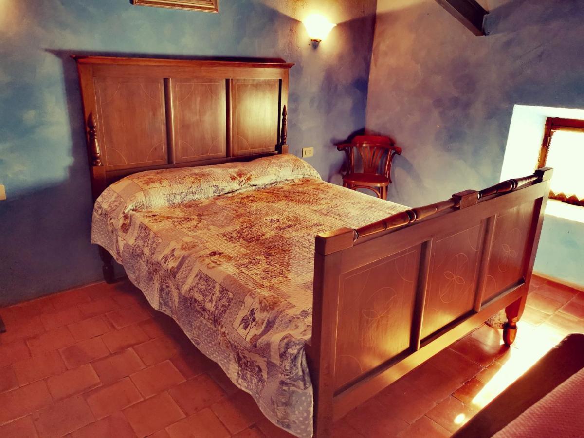 Daina Bianca Bed and Breakfast Solignano Exteriör bild