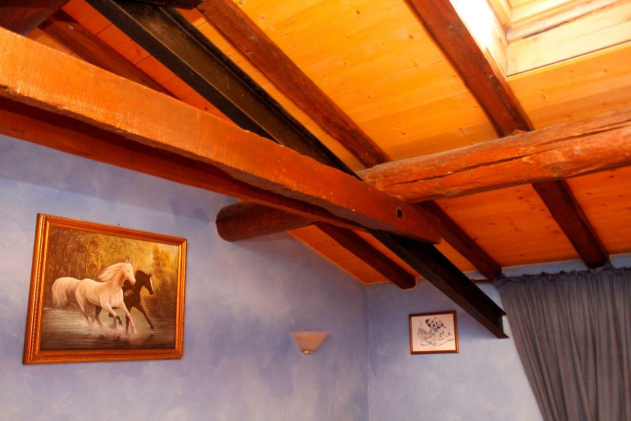 Daina Bianca Bed and Breakfast Solignano Exteriör bild